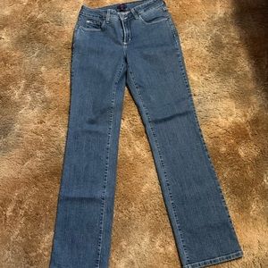 Ladies Brand NYDJ Denim Blue Jeans Size 4